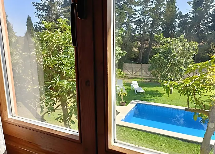 Pinares De Roche - Solo Familias *